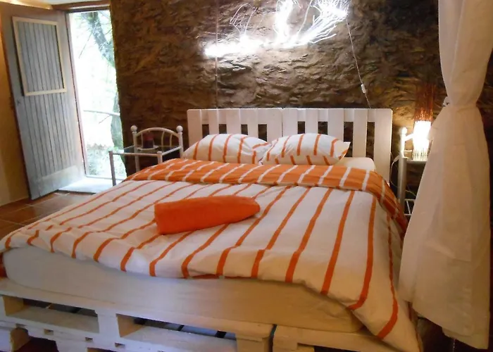 Watermill Moinho Garcia * Pinheiro da Bemposta